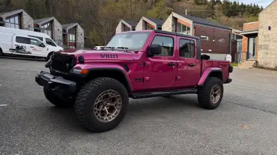 JEEP GLADIATOR WILLYS • TRÈS PROPRE • 37 000 KM Je mets en vente mon Jeep Gladiator Willys en excell...
