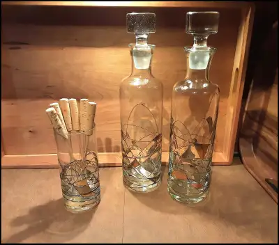 CARAFE  à  VIN   ' ROMANIA  -  MILANO ', View more