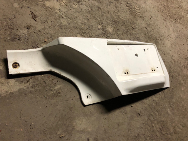 Toyota RAV4 back bumper/plastic door cover for models 2006-2012 in Auto Body Parts in City of Montréal - Image 4