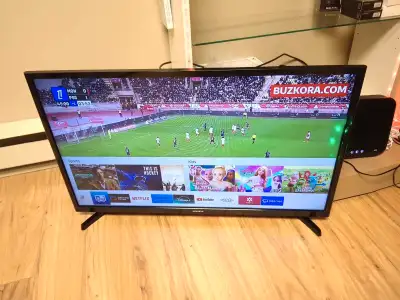 TV intelligente Samsung 32p Wifi YouTub prime vidéo Image et son impeccables Avec manette d'origine...