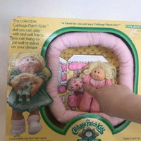 Vintage New 1983 Coleco Cabbage Patch Kids Pin Ups
