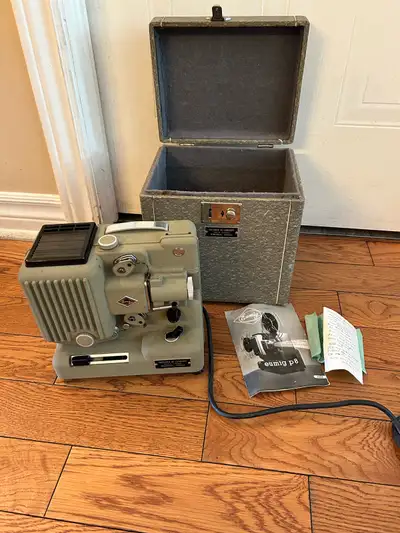 Projecteur vintage Eumig P8 projector, View more