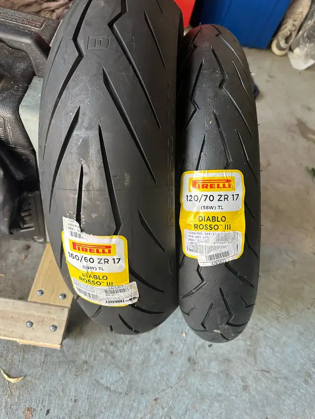 Mint 2022 ninja 650 in Sport Bikes in Kitchener / Waterloo - Image 4