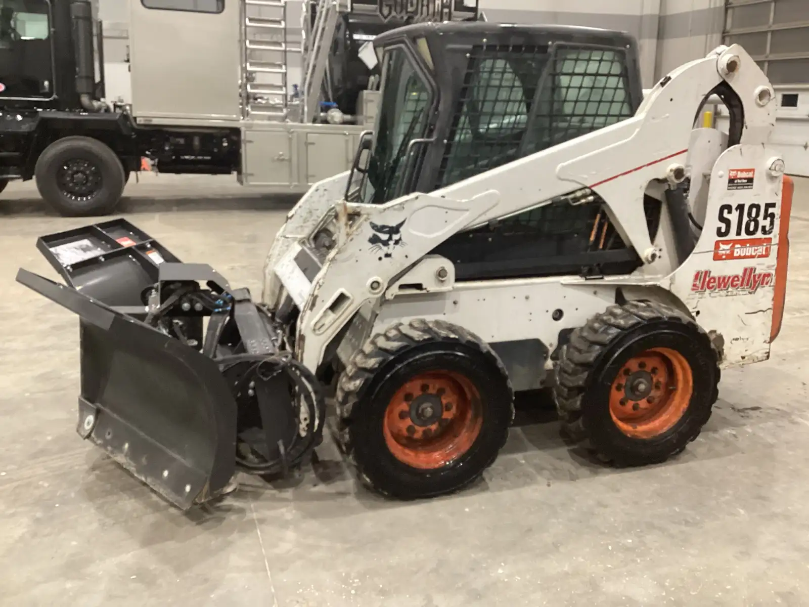 2009 Bobcat S185