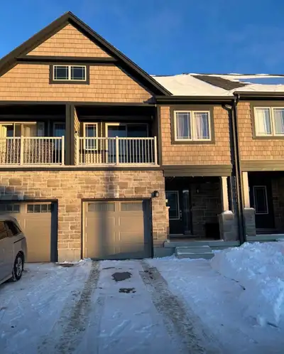 A private room is available in a shared home in Cambridge. The home is shared with other friendly an...