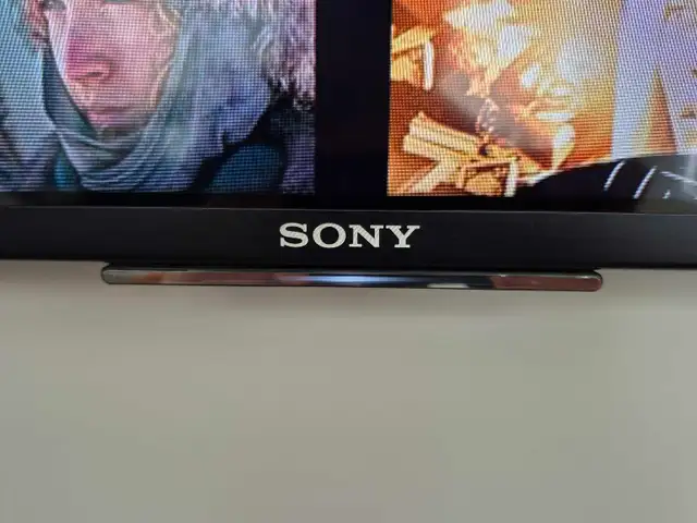 55" Sony Bravia XBR55X850C 120Hz 4k UHD 3D TV in TVs in Kitchener / Waterloo - Image 6