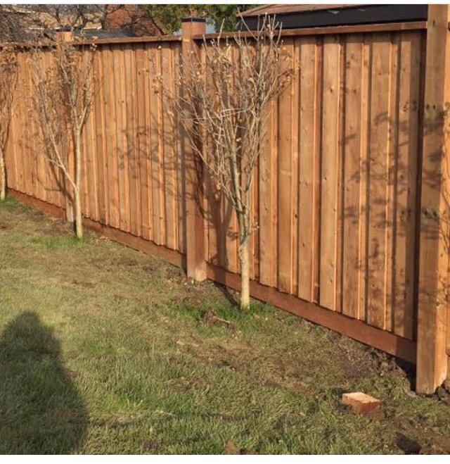 Chainlink Fence in Decks & Fences in City of Toronto - Image 4