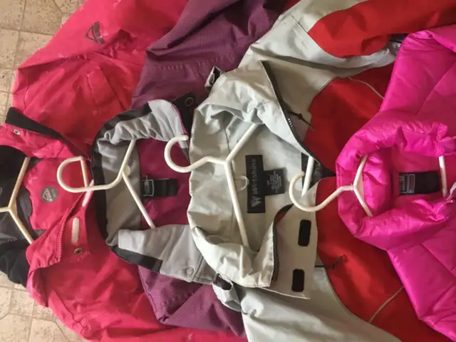 Jackets A (4 items)62863265825409121