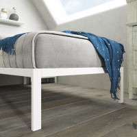 BRAND NEW Zinus Mia 14 Inch Twin/Single Size Metal Platform Bed