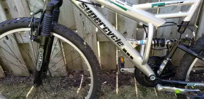 vélo a vendre, View more