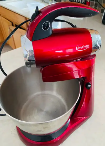 Betty Crocker stand mixer for sale. Mixer detaches for hand held mixing. Bread dough inserts include...