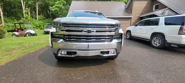 ***CHEVROLET SILVERADO LTZ NEW MOTOR WARANTIED 3YR OR 160000 *** dans Autos et camions  à Edmundston - Image 2