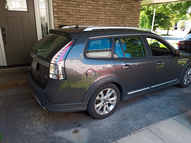 2011 Saab 9-3X SportCombi - REDUCED $7,300 in Cars & Trucks in City of Toronto - Image 4