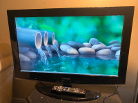 Used 32” Samsung LN32B360C5D LCD TV with HDMI for Sale