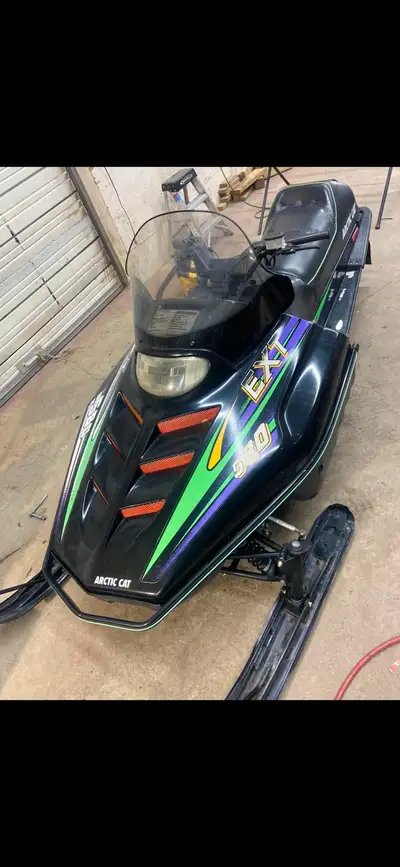 1994 Arctic Cat 580 EXT ONLY 725 ORIGINAL MILES Always shedded Used very little- almost new conditio...