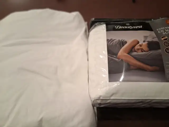 King size bedding in Bedding in Leamington - Image 4