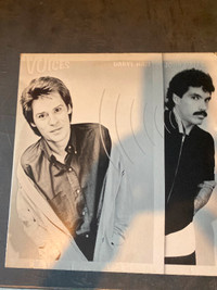 Hall and Oates  voices lp