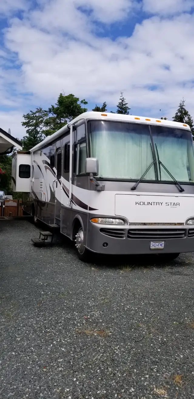 2005 Newmar Kountry Star Class A Gas RV in RVs & Motorhomes in Port Alberni - Image 2