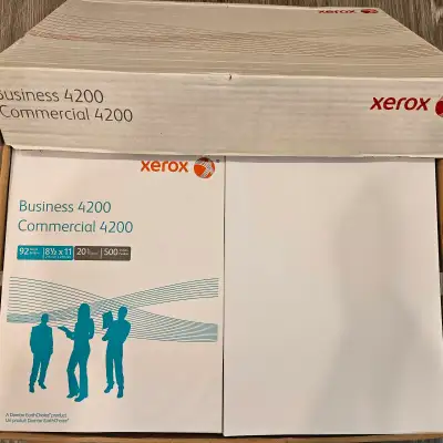 Gratuit: 2 rames de papier d'impression neuf déjà déballés (chac, View more