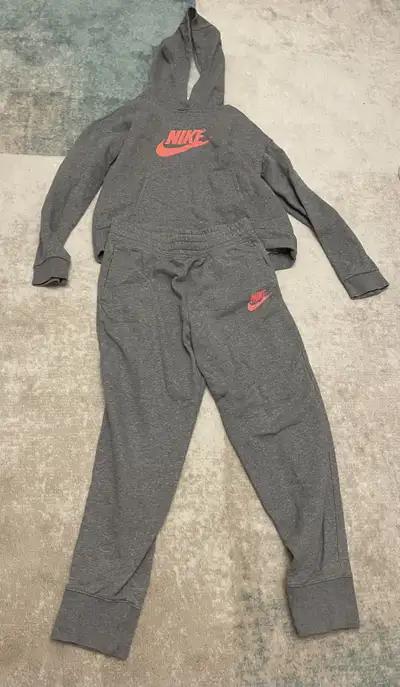 Girls Nike tracksuit size extra large, View more