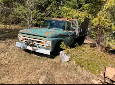 Selling for an old friend. Has papers, was running 4 years ago. 307 motor I believe. Newer clutch. N...