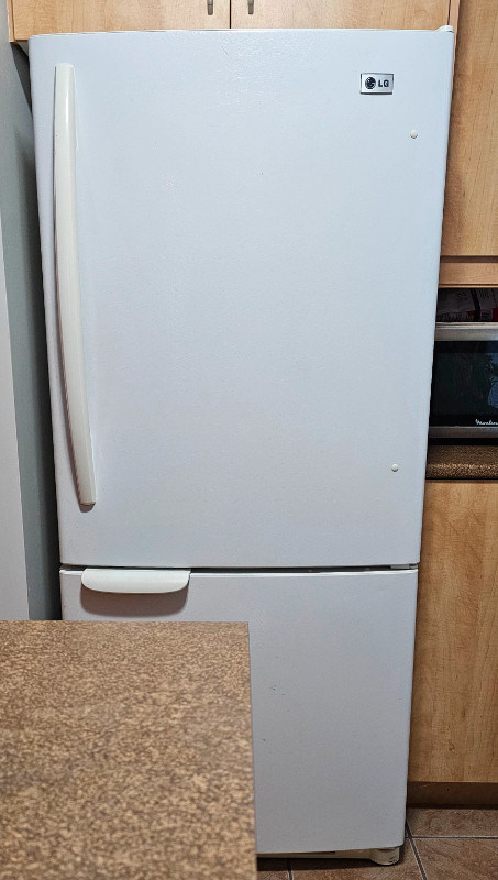 VENDU - MERCI  Réfrigérateur LG  30" fridge -- Mont-Tremblant dans Réfrigérateurs  à Laurentides - Image 4