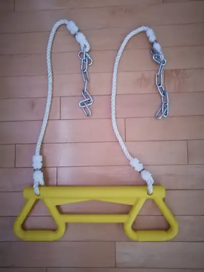 Kids Trapeze Bar (New Condition), View more