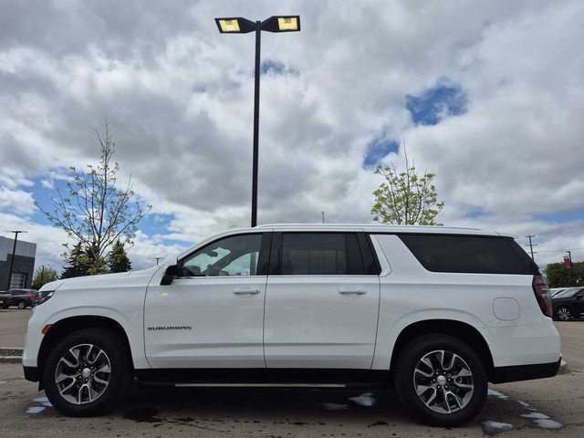 2024 Chevrolet Suburban LS | 4x4 | 8-Passenger | Only 71,200 KM! in Cars & Trucks in Edmonton - Image 3