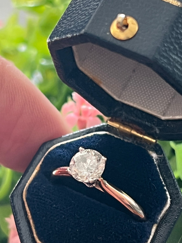 Antique diamond solitaire ring  in Jewellery & Watches in Ottawa - Image 3
