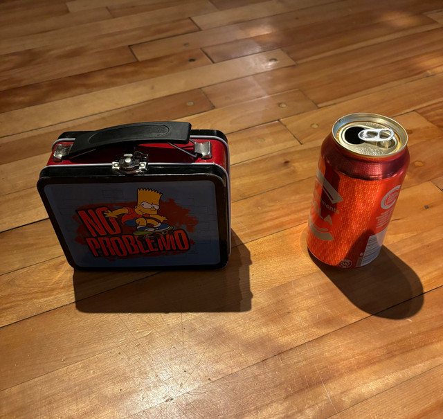 Bart Simpson tin box collectible dans Art et objets de collection  à Ville de Montréal - Image 2