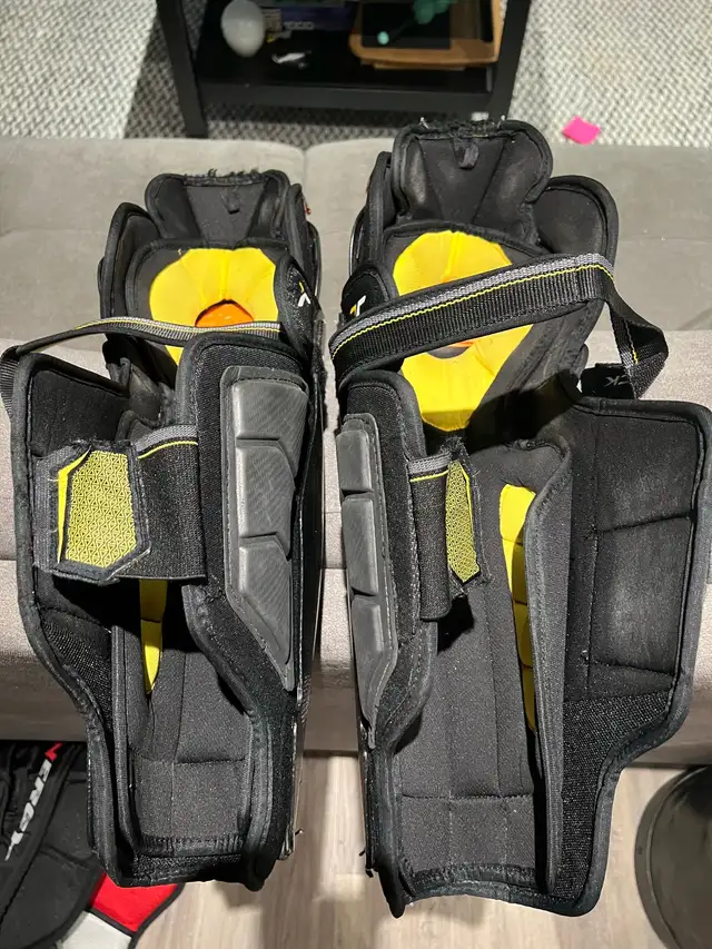 men’s hockey gear in Hockey in Kitchener / Waterloo - Image 6