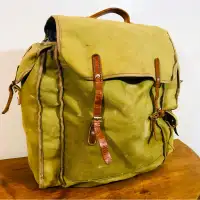 80s retro  unisex army style backpack / for men , pour homme