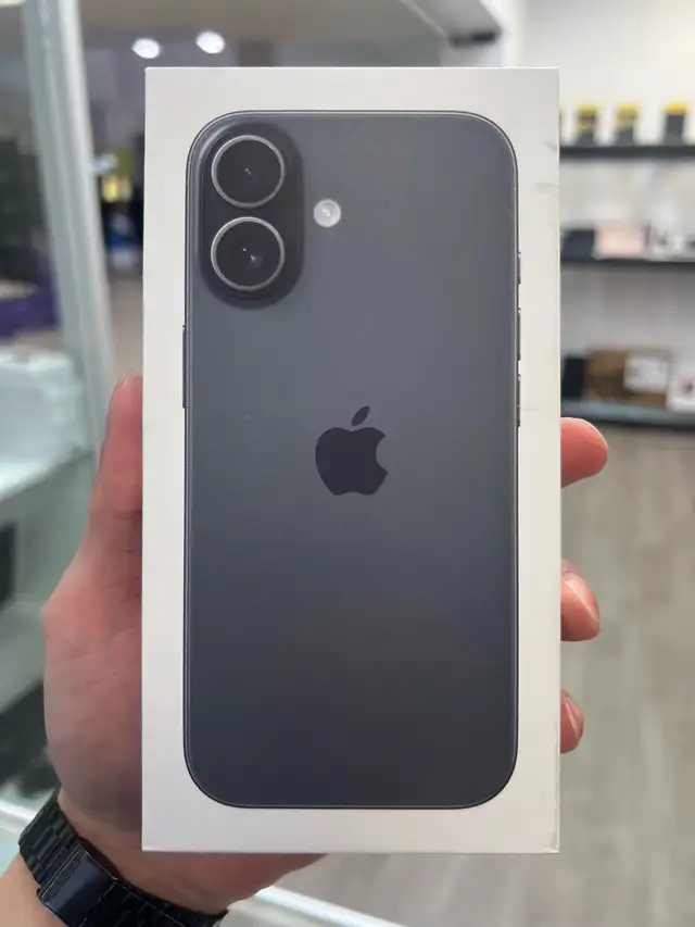Brand New Sealed!! iPhone 17 -256gb!! in Cell Phones in City of Toronto - Image 3