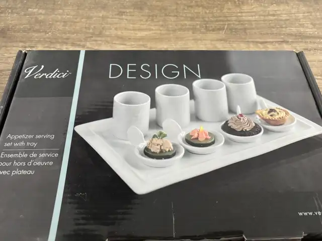 Appetizer Serving Set with Tray