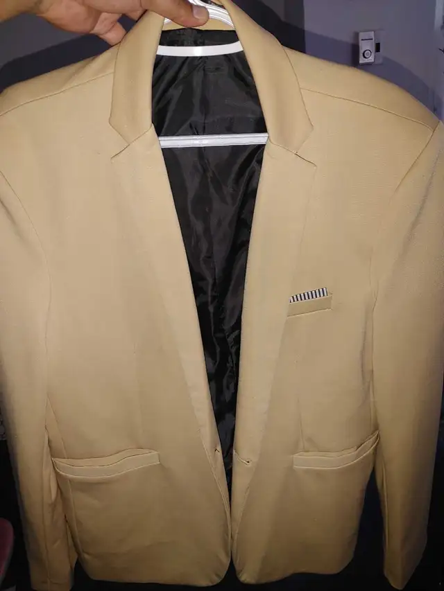 Tan Mens Blazer in Men's in City of Toronto - Image 2