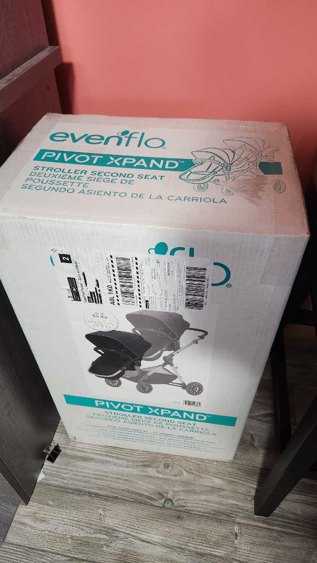 Evenflo pivot expand double stroller in Strollers, Carriers & Car Seats in Corner Brook - Image 4