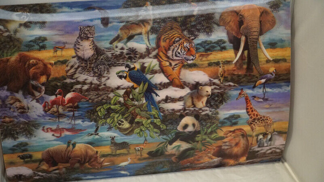 Animal Kingdom Holographic Picture in Arts & Collectibles in Mississauga / Peel Region - Image 3