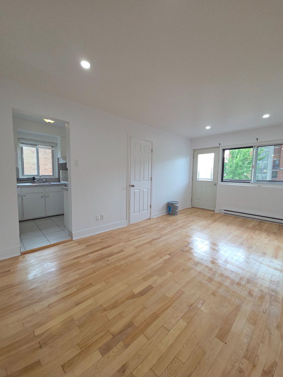 Large 1 bedroom 3.5 Cote de Neiges | Snowdon Metro — photo 1