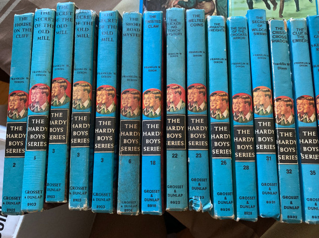 Hardy Boys Books in Children & Young Adult in Chatham-Kent - Image 2