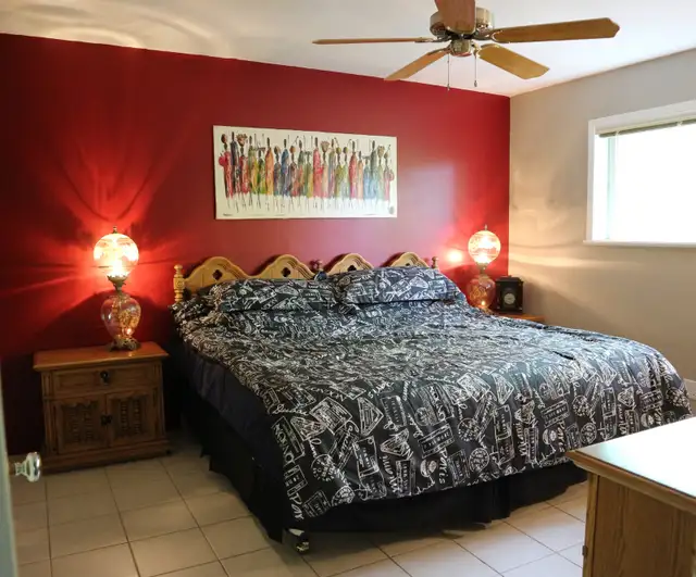 Waterfront cottage for rent on Pike Lake in Ontario in Canada - Image 7