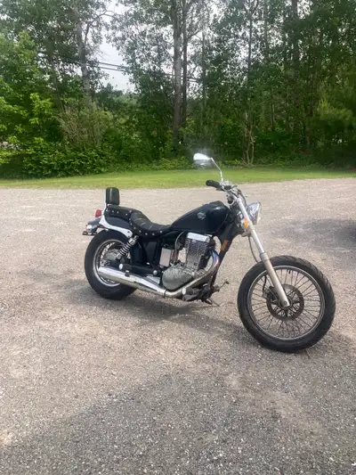 1988 Suzuki 650 savage. Runs good but won’t shift. Could be an easy fix but I don’t know much about...