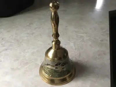 antiquité cloche, View more