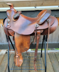 16" Circle Y Wade saddle