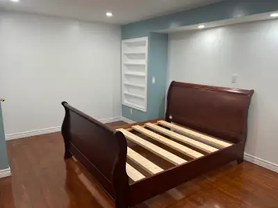 Month to month lease. Shared huge bathroom and shared kitchen. Beautiful furniture and very large be...