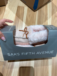 Saks fifth avenue slippers women