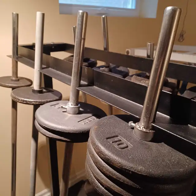 Lateral Weight bar holder in Exercise Equipment in City of Toronto - Image 4
