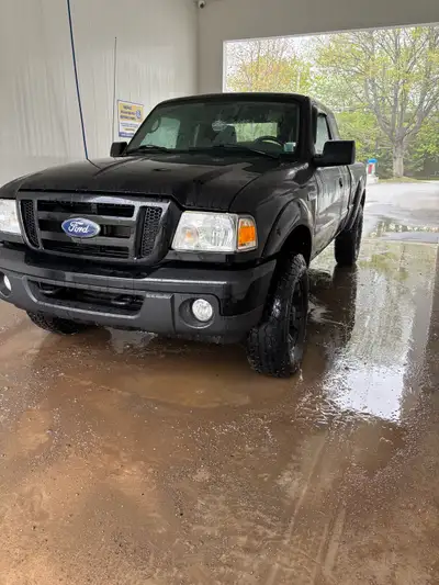 2011 Ford ranger sport 4x4 172,000km 4.0L Manual Mvi until September 2027 Has a list of new parts on...
