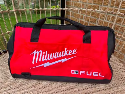 MILWAUKEE Heavy Duty Contractor Tool Bag FUEL XL 22 x 12 x 12, View more