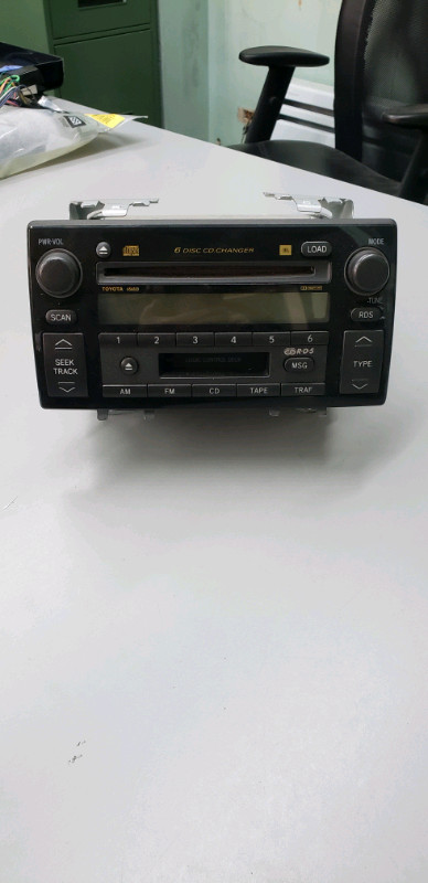 Radio d'origine TOYOTA CAMRY 2002 à 200486120-AA060. CQ-ES8160Z dans Audio et GPS  à Ville de Montréal