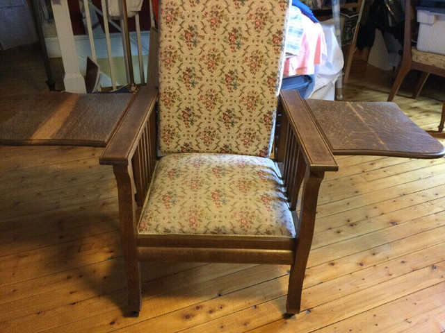 Vintage Morris Chair in Chairs & Recliners in Moncton - Image 3